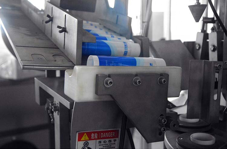 tube filling machine details