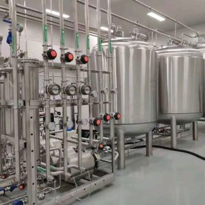 Stainless-Steel-Water-Tank